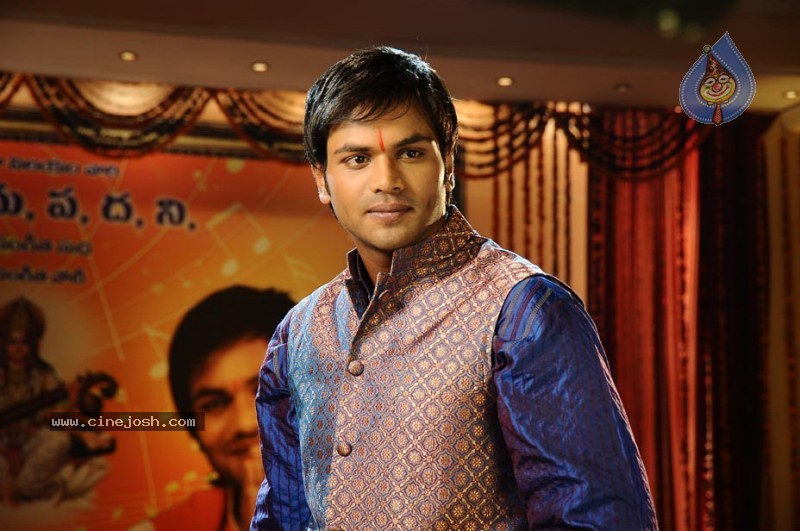 Jhummandi Naadam Movie New Stills - 13 / 17 photos