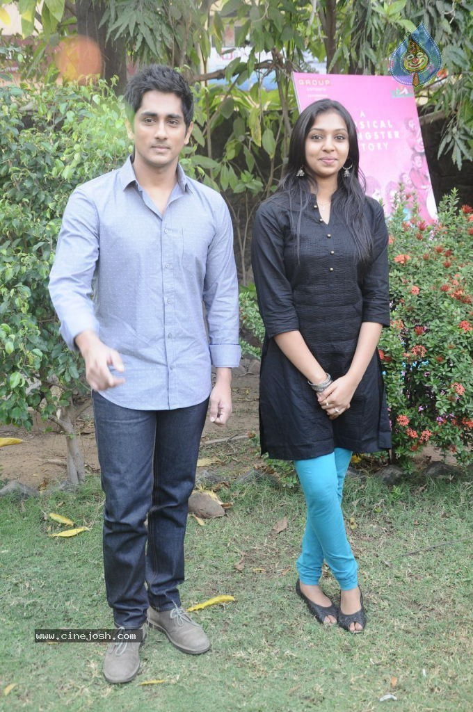 Jigarthanda Tamil Movie Stills - 5 / 79 photos