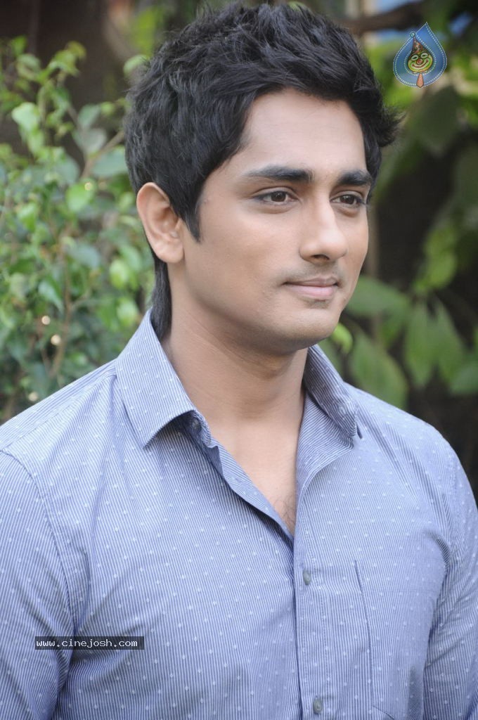 Jigarthanda Tamil Movie Stills - 10 / 79 photos