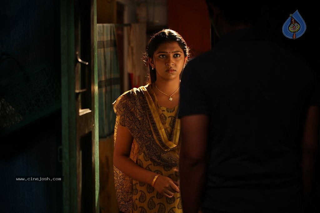 Jigarthanda Tamil Movie Stills - 11 / 79 photos