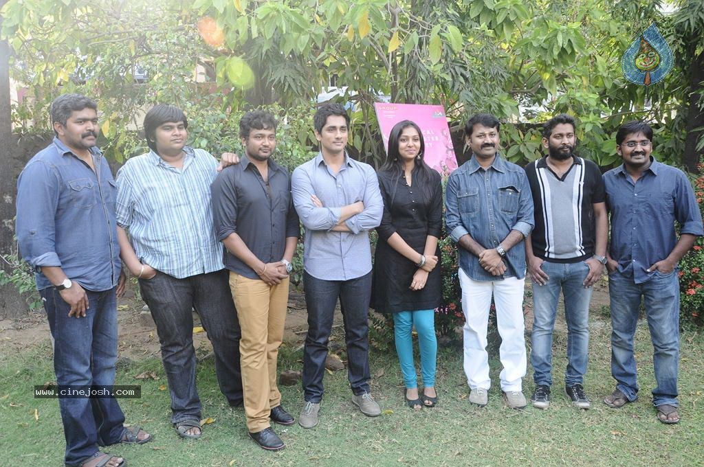 Jigarthanda Tamil Movie Stills - 18 / 79 photos