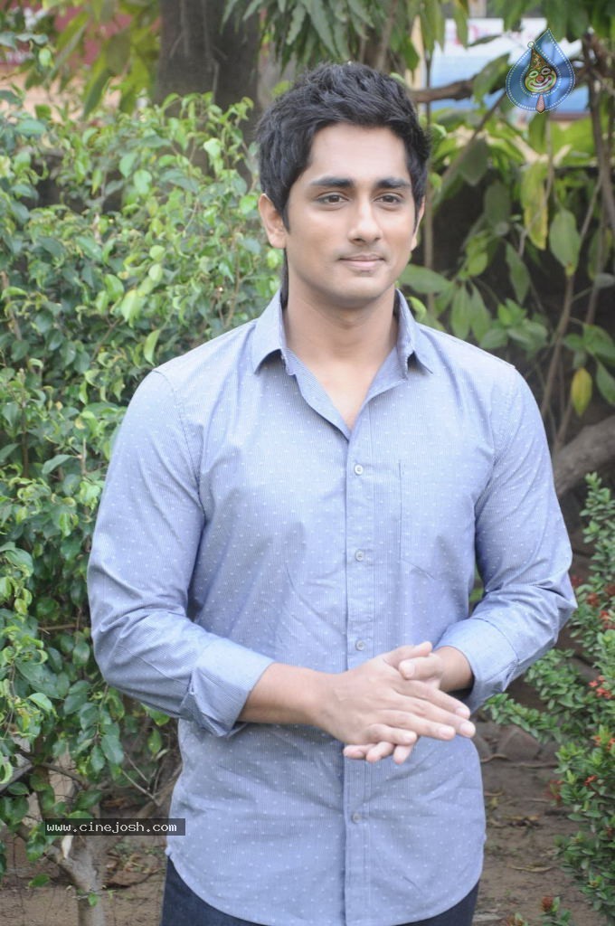 Jigarthanda Tamil Movie Stills - 20 / 79 photos