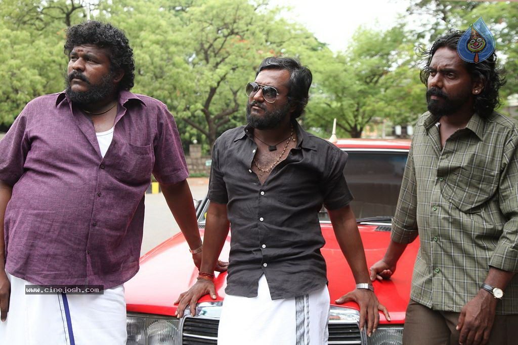 Jigarthanda Tamil Movie Stills - 37 / 79 photos