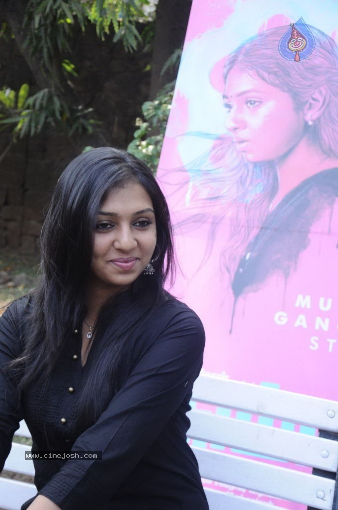 Jigarthanda Tamil Movie Stills - 58 / 79 photos