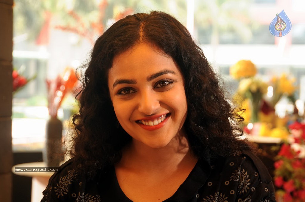 JK Enum Nanbanin Vaazhkai Tamil Movie Stills - 36 / 90 photos