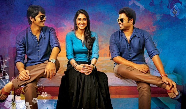 Jyo Achyuthananda Movie Photos - 1 / 6 photos