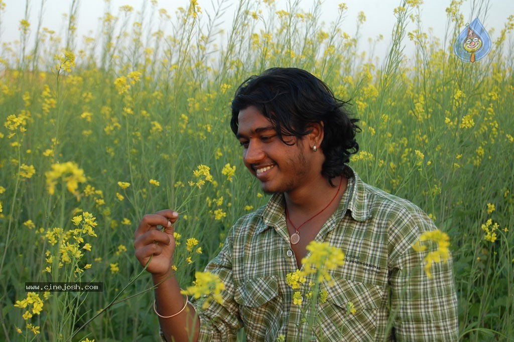 Kaadhal Paadhai Tamil Movie Stills - 24 / 75 photos