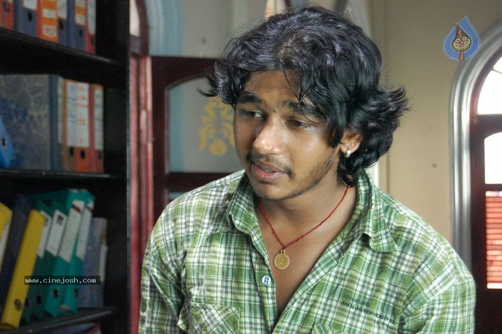 Kaadhal Paadhai Tamil Movie Stills - 68 / 75 photos