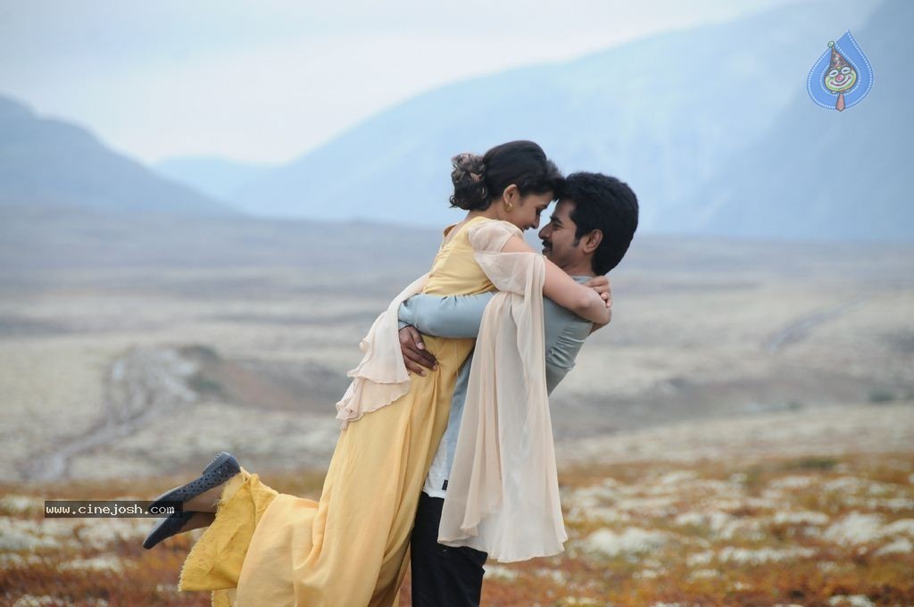 Kaaki Sattai Tamil Movie New Photos - 14 / 90 photos