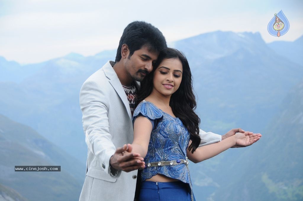 Kaaki Sattai Tamil Movie New Photos - 46 / 90 photos