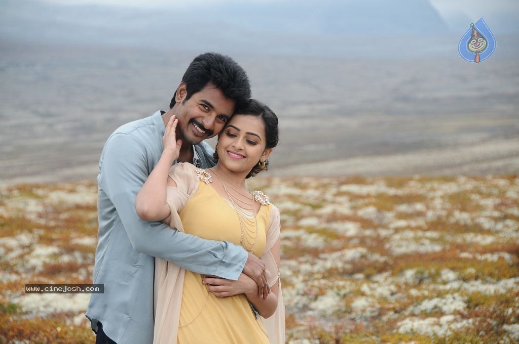 Kaaki Sattai Tamil Movie New Photos - 69 / 90 photos