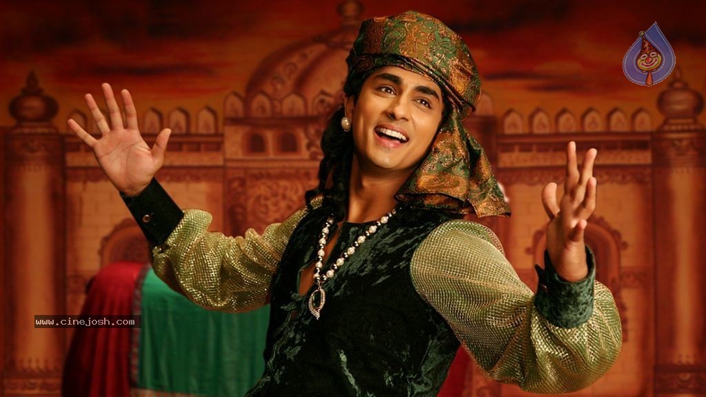 Kaaviya Thalaivan Tamil Movie Stills n PM - 120 / 128 photos