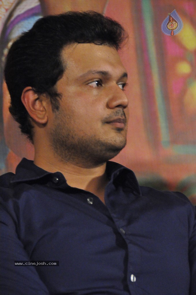 Kaaviya Thalaivan Tamil Movie Stills n PM - 127 / 128 photos