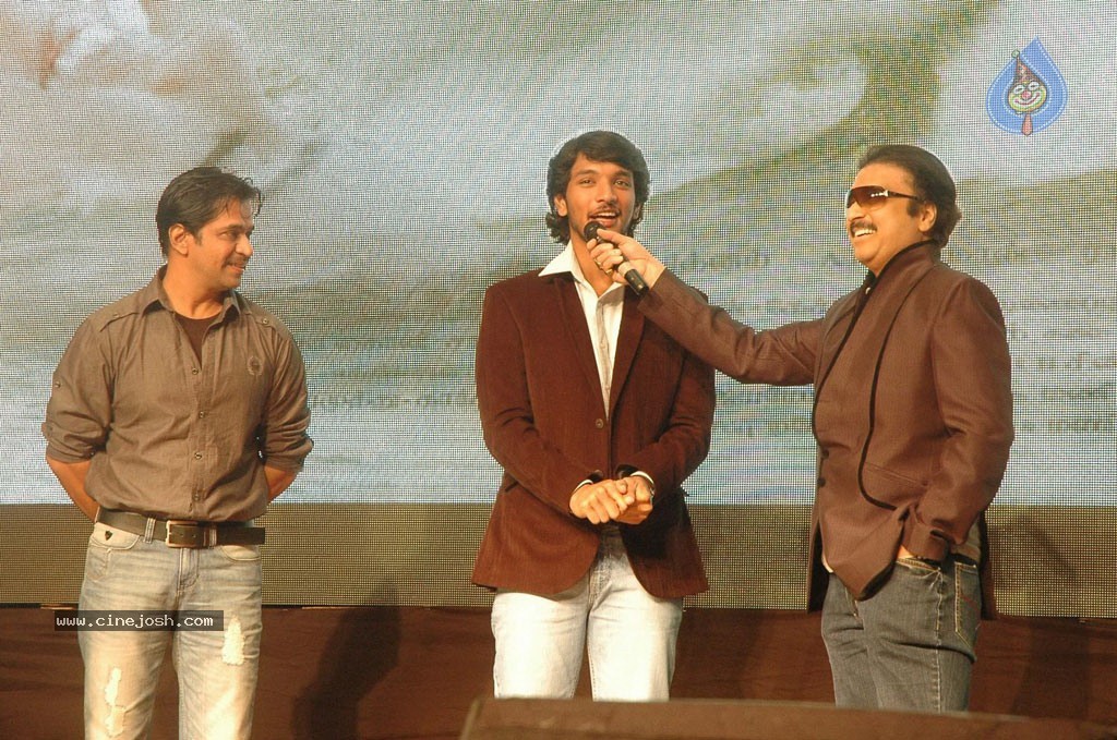 Kadal Tamil Movie PM and Stills - 25 / 43 photos