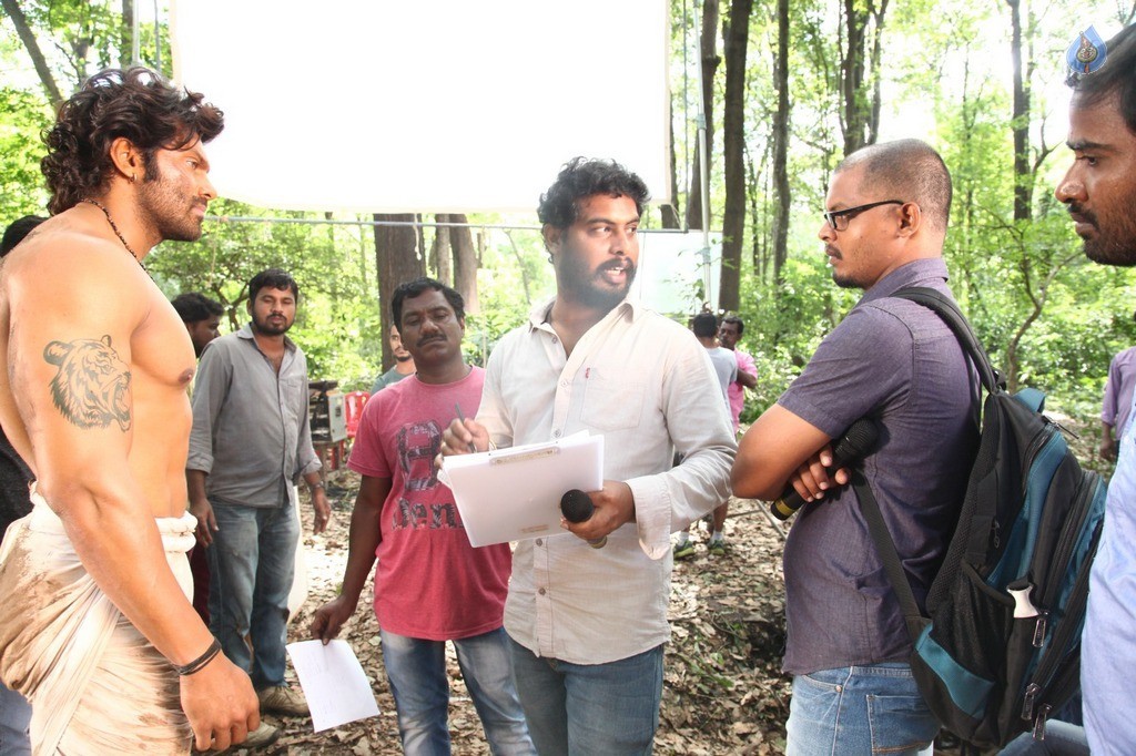 Kadamban Tamil Movie Photos - 17 / 17 photos