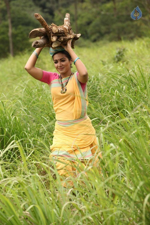 Kadamban Tamil Movie Stills - 22 / 36 photos