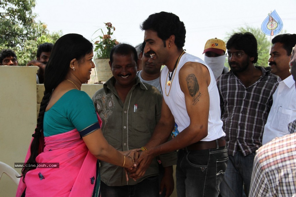 Kakatiyudu Movie Stills n Posters - 21 / 122 photos