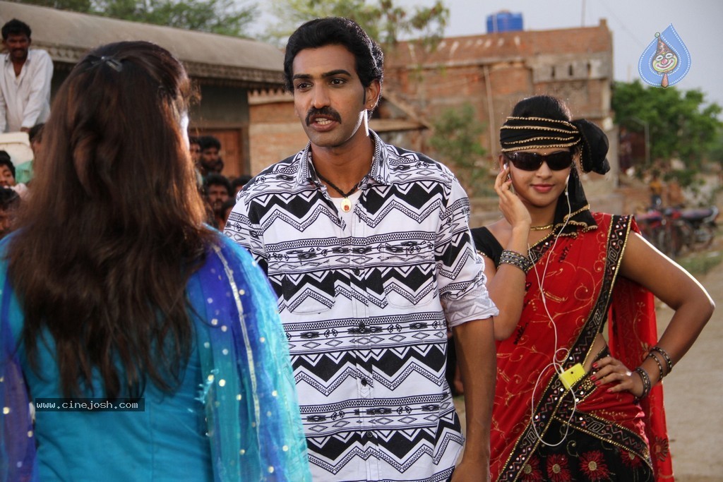 Kakatiyudu Movie Stills n Posters - 32 / 122 photos