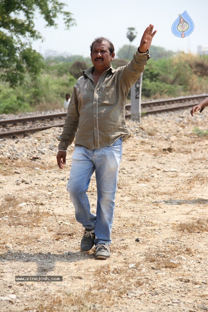 Kakatiyudu Movie Stills n Posters - 90 / 122 photos