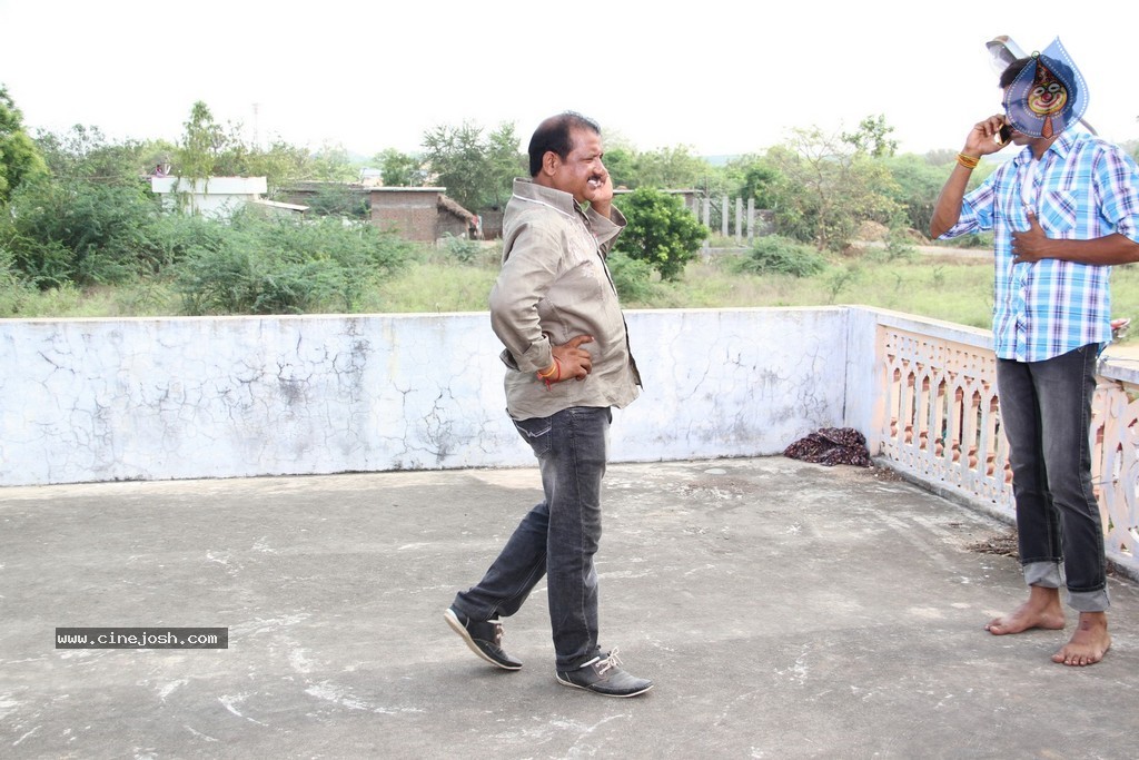 Kakatiyudu Movie Stills n Posters - 97 / 122 photos