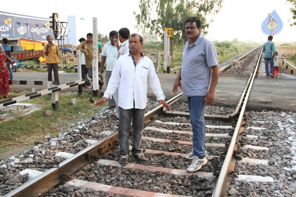 Kakatiyudu Movie Stills n Posters - 109 / 122 photos