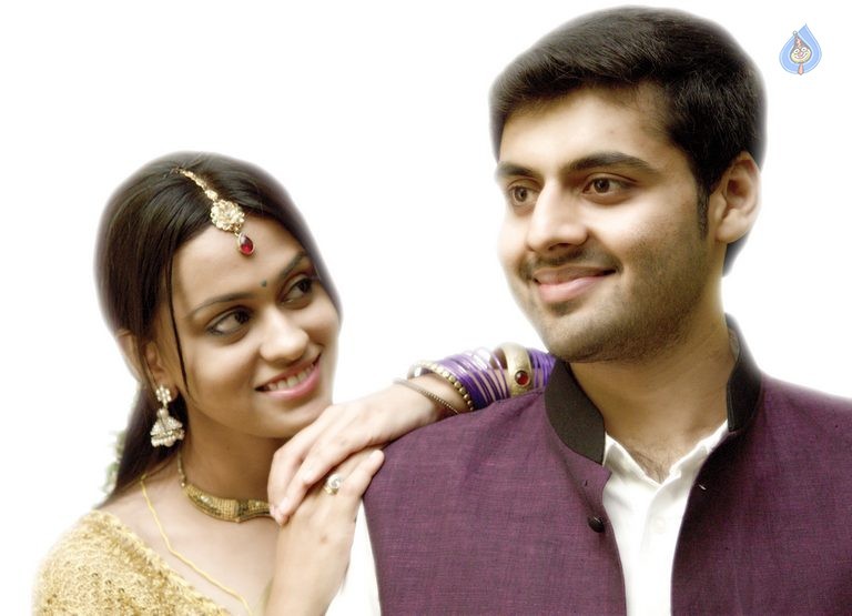 Kalaya Nijama Photos and Posters - 16 / 42 photos