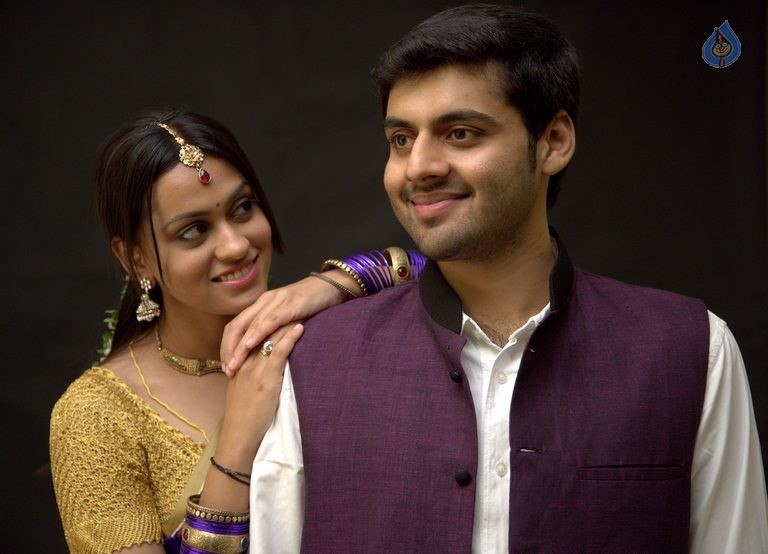 Kalaya Nijama Photos and Posters - 34 / 42 photos