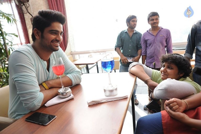 Kalyana Vaibhogame Movie Photos - 19 / 34 photos