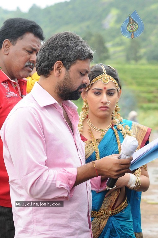 Kamalatho Naa Prayanam New Stills - 10 / 23 photos