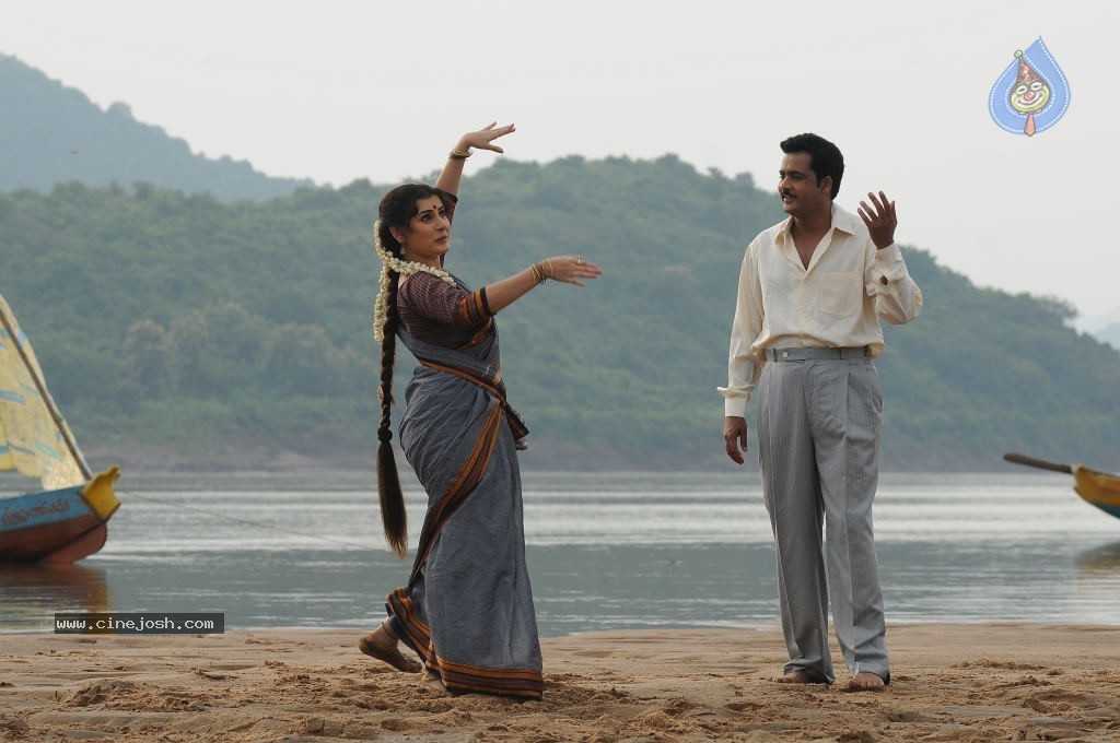 Kamalatho Naa Prayanam New Stills - 7 / 19 photos