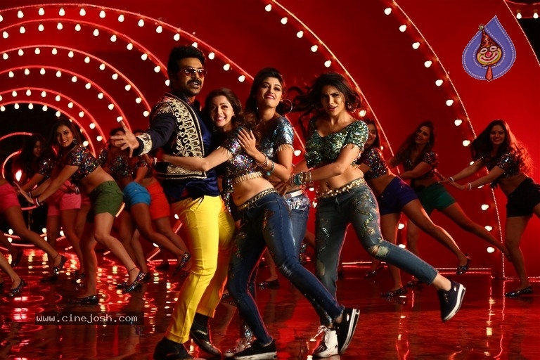 Kanchana 3 Movie Stills - 16 / 21 photos