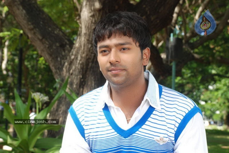 Kanden Tamil Movie Stills - 37 / 62 photos