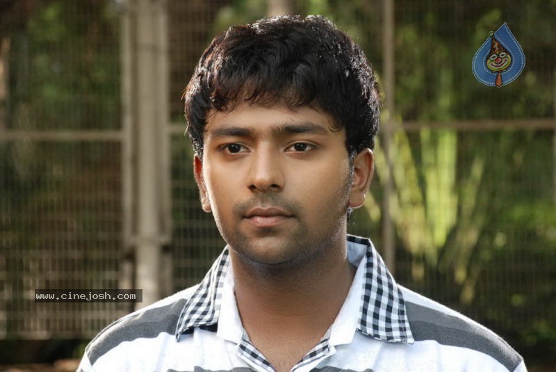 Kanden Tamil Movie Stills - 53 / 62 photos