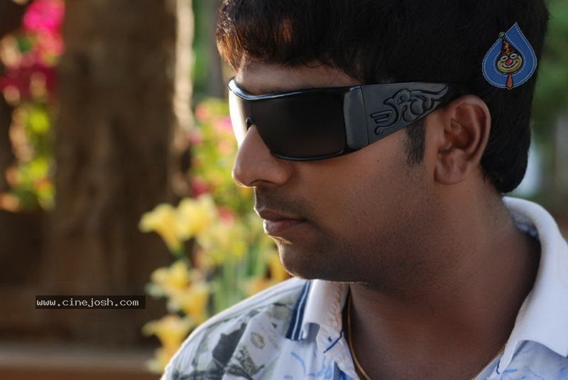 Kanden Tamil Movie Stills - 58 / 62 photos