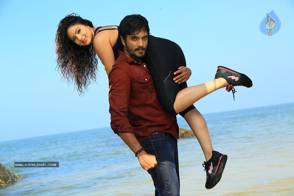 Karai Oram Tamil Movie Stills - 8 / 14 photos