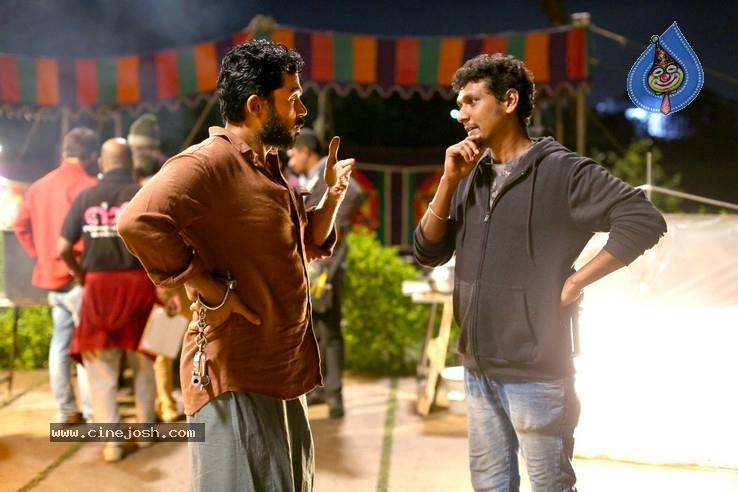 Karthi Kaithi Tamil Movie Stills - 8 / 9 photos