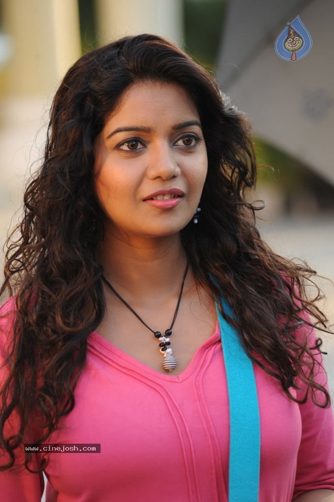 Karthikeyan Tamil Movie New Stills - 11 / 94 photos