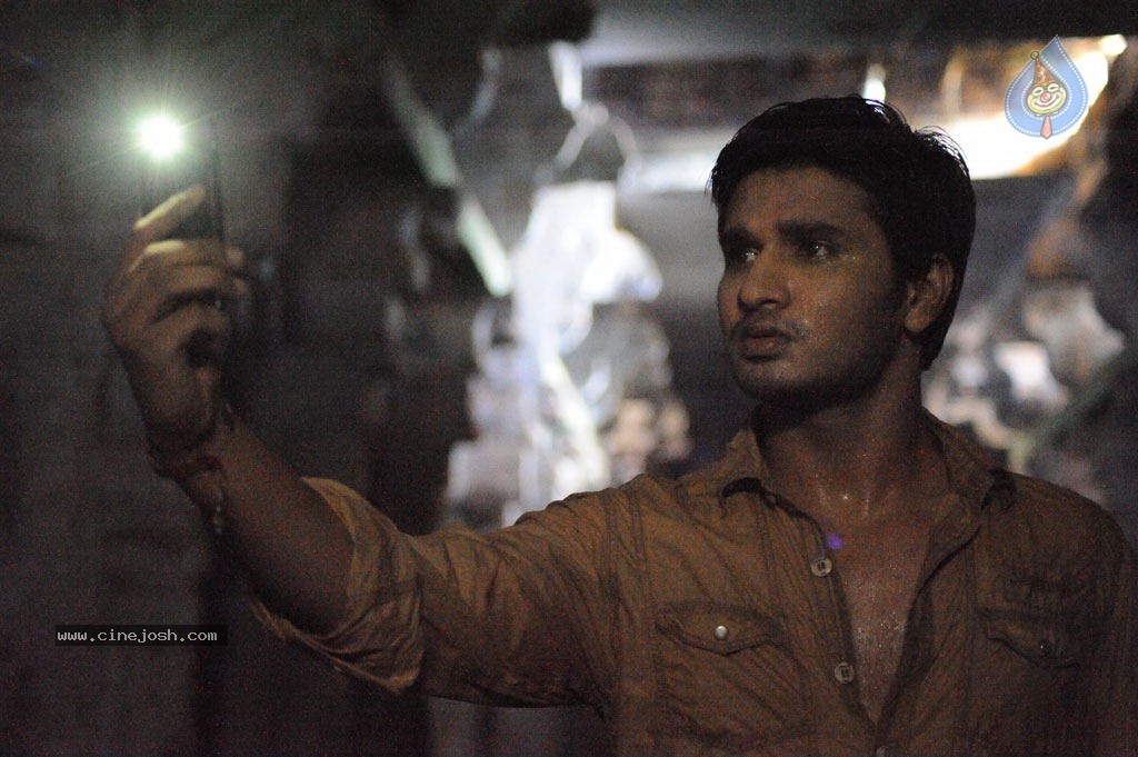 Karthikeyan Tamil Movie New Stills - 82 / 94 photos
