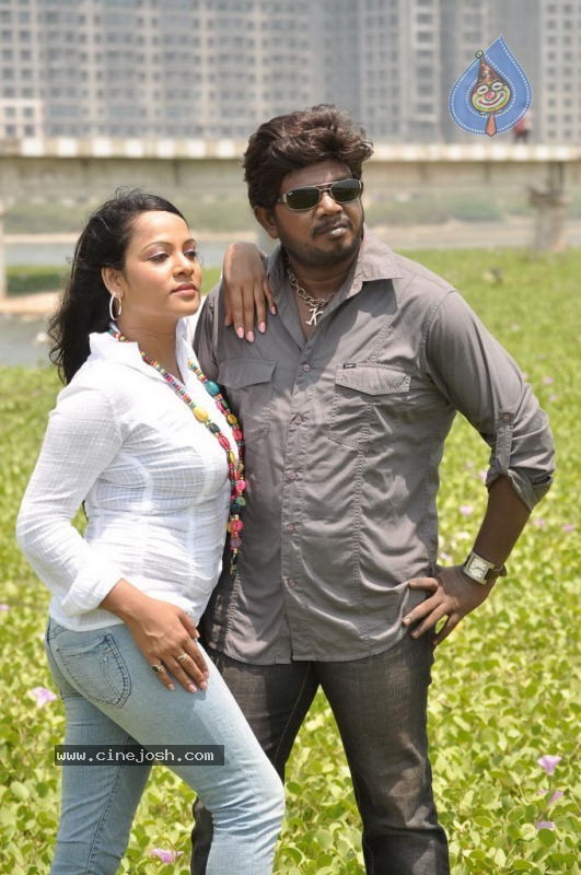 Kasi Kuppam Tamil Movie Stills - 45 / 55 photos