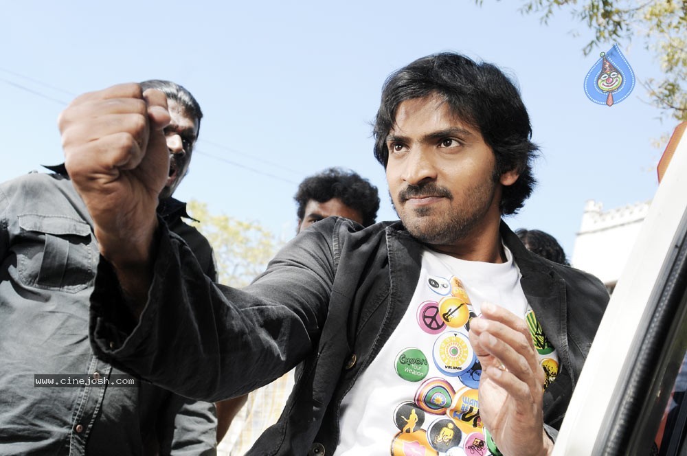 Kasko Movie - Vaibhav,Swetha Basu Stills - 57 / 59 photos