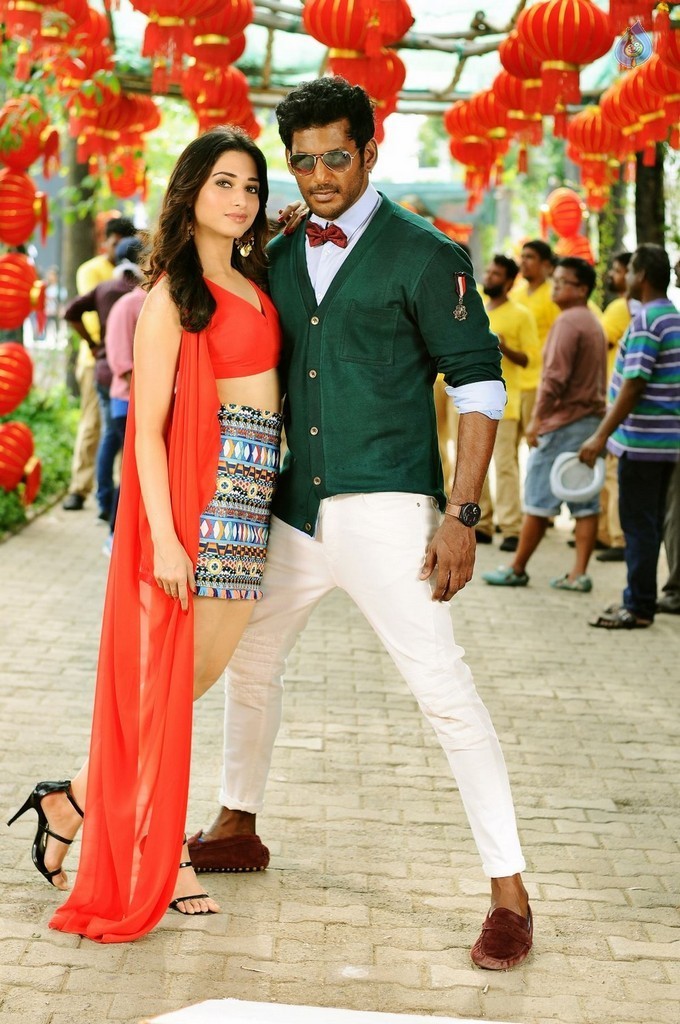 Kaththi Sandai Tamil Movie Photos - 7 / 19 photos