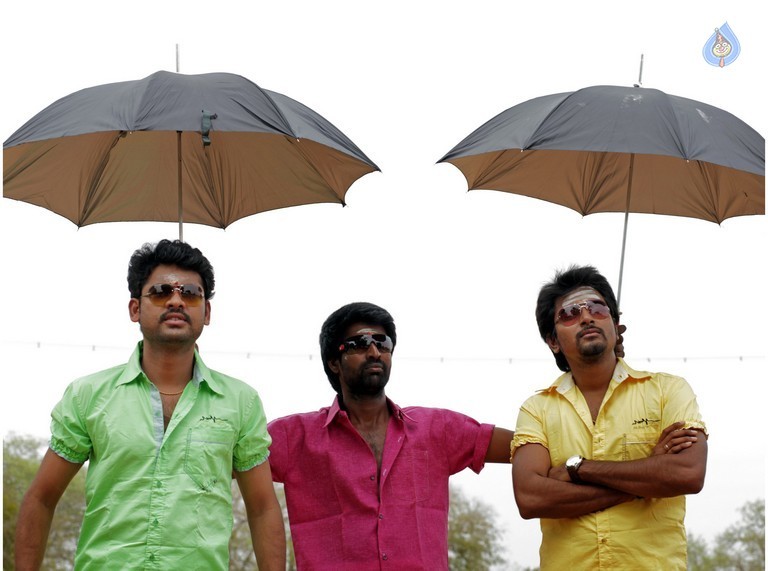 Kedi Billa Killadi Ranga Movie Photos - 16 / 24 photos