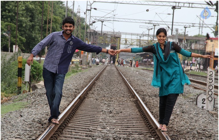 Kedi Billa Killadi Ranga Movie Photos - 17 / 24 photos