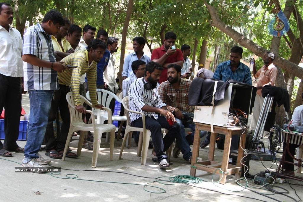 Kedi Billa Killadi Ranga Tamil Movie Photos - 14 / 102 photos