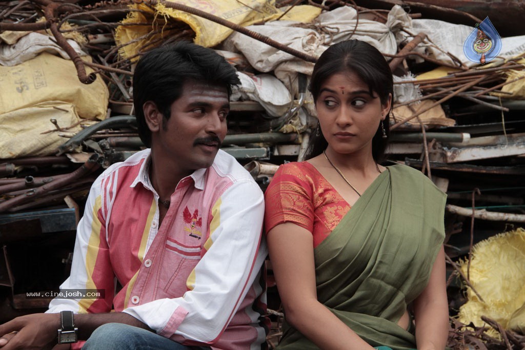 Kedi Billa Killadi Ranga Tamil Movie Photos - 86 / 102 photos