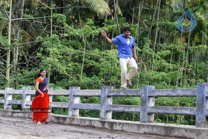 Keezha Theru Kicha Tamil Movie Stills - 36 / 36 photos