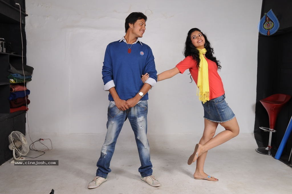 Keratam Movie Photoshoot Stills - 39 / 97 photos