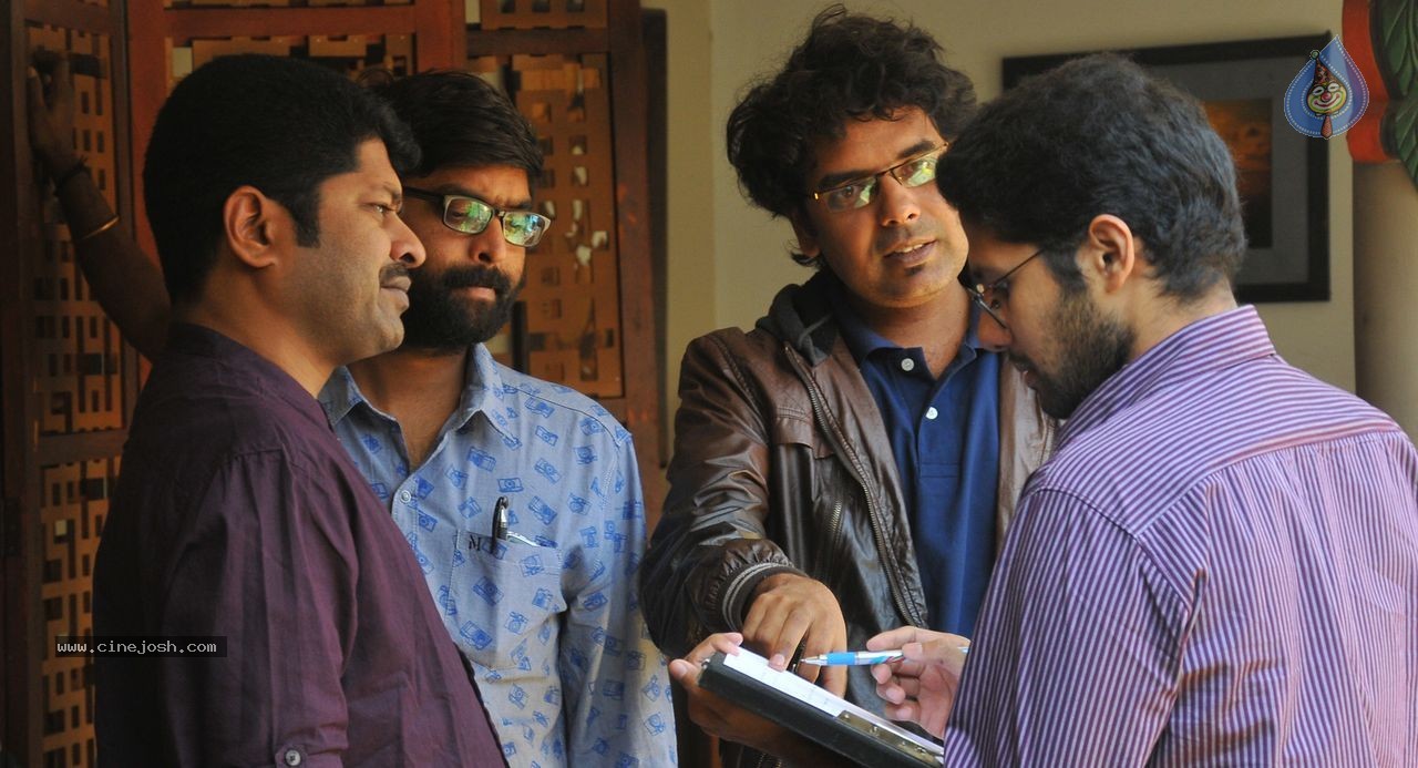 Kerintha Movie New Potos - 17 / 17 photos