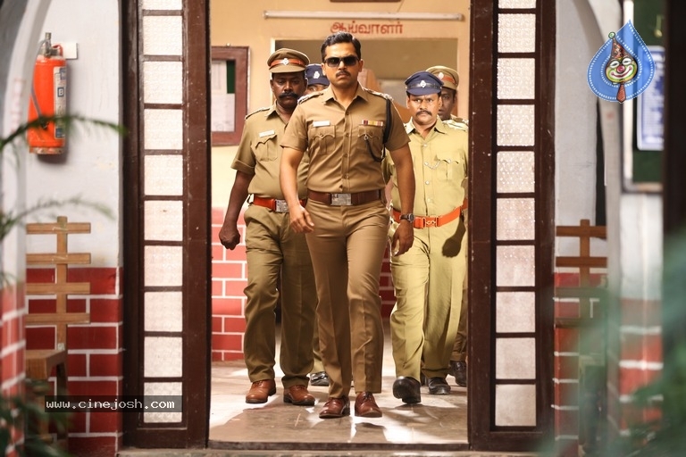 Khakee Movie New Stills And Posters - 3 / 34 photos