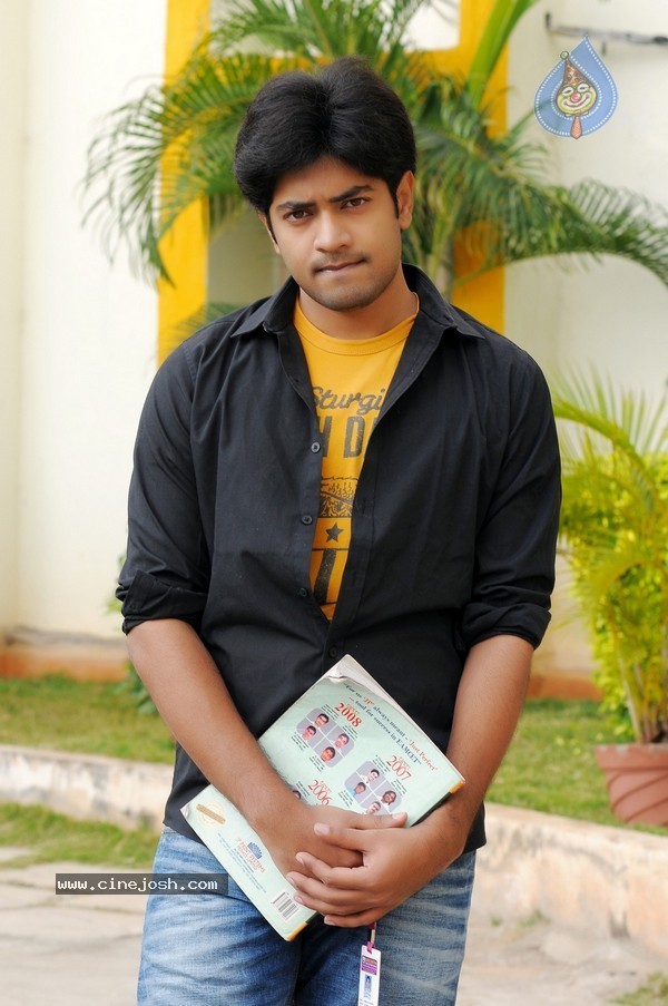 Kiraak Movie New Stills - 13 / 40 photos